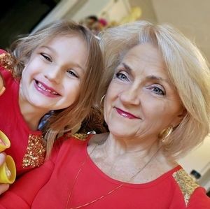 Meet your Posher, Delinda